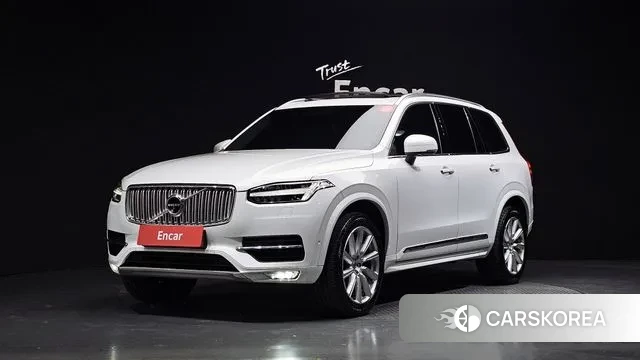 Volvo XC90 second Generation 2019 Белый из Кореи