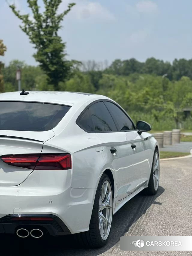Audi S5 2022 Белый из Китая