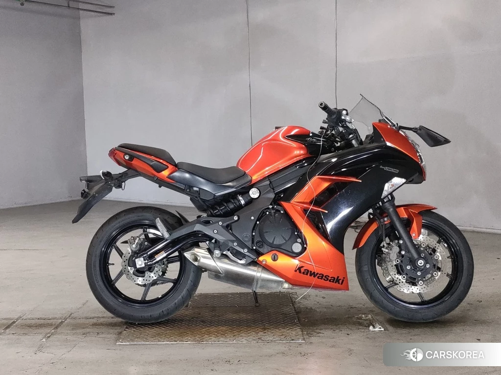 Проданный Kawasaki NINJA 400 2017 из Японии