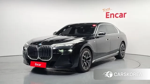 BMW 7 Series (G70) 2024 Черный из Кореи