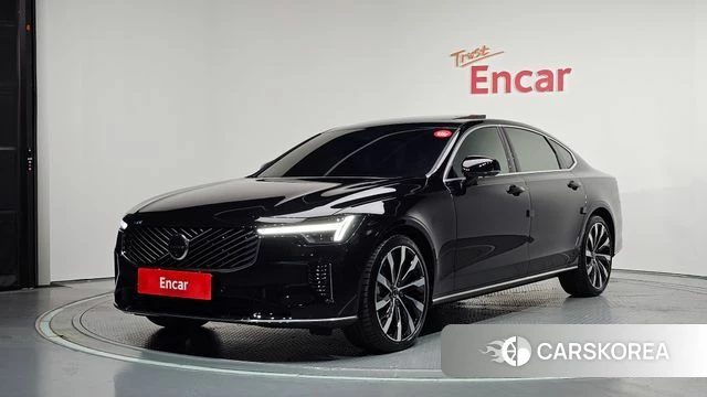 Volvo S90 2026 Черный из Кореи
