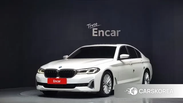 BMW 5 Series (G30) 2022 Белый из Кореи