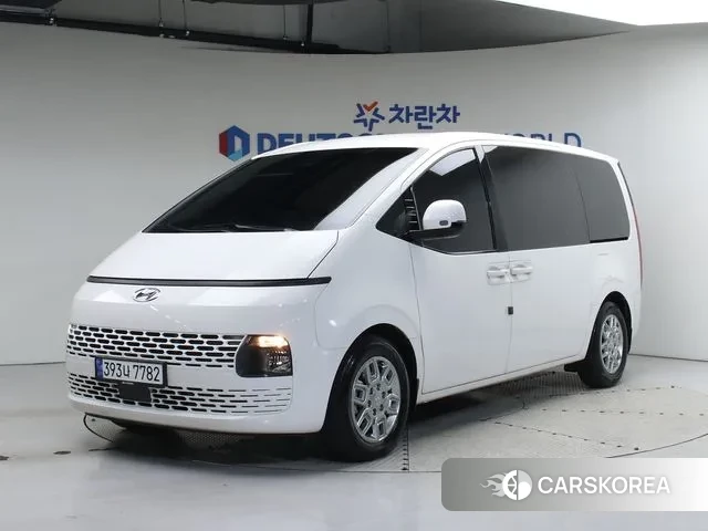 Hyundai Staria 2024 Белый из Кореи