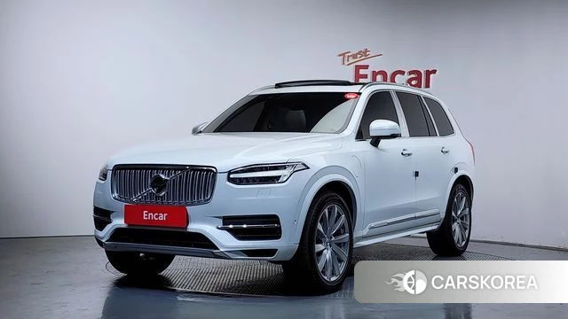 Volvo XC90 second Generation 2019 Белый из Кореи