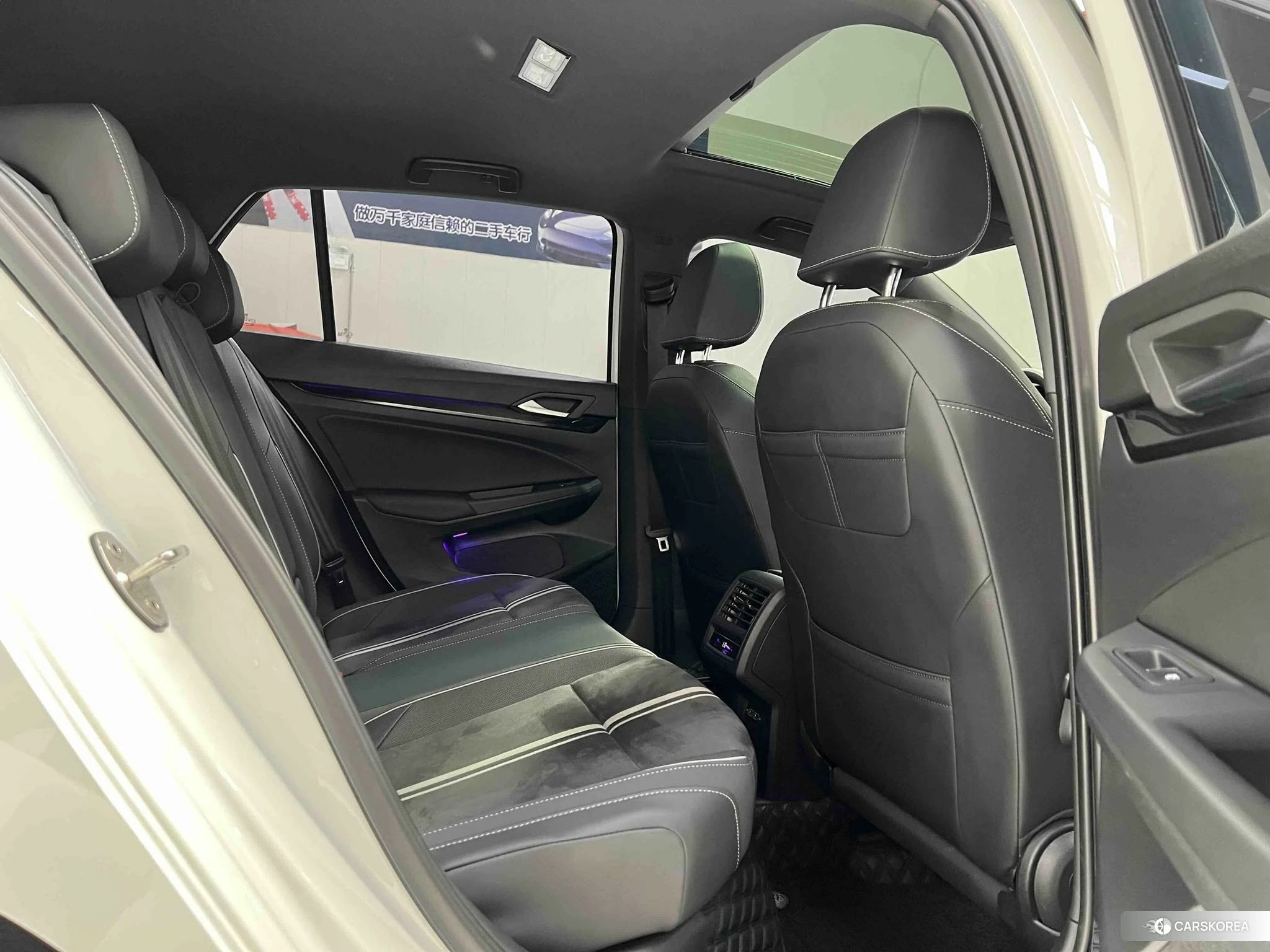 Volkswagen Golf 2020 Белый из Китая