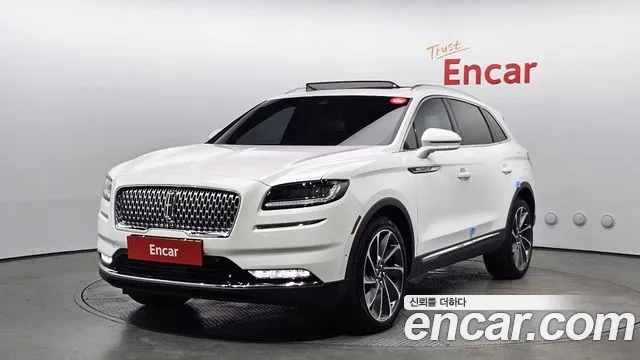 Lincoln Nautilus First generation 2023 Белый из Кореи