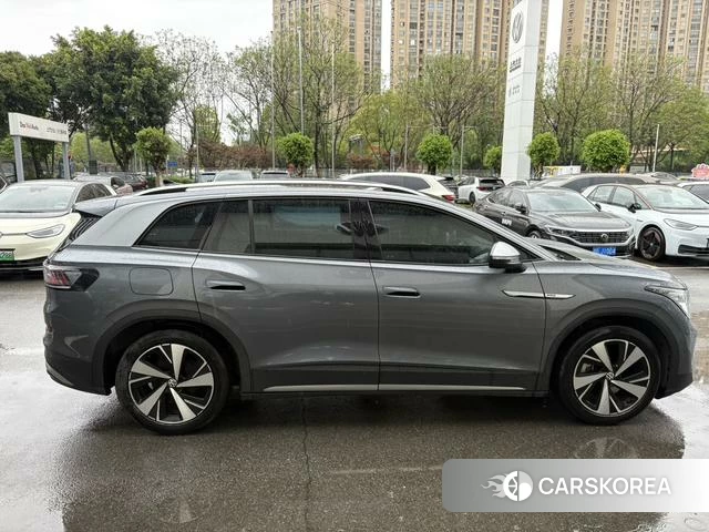 Volkswagen ID.6 X 2023 Темно-серый из Китая