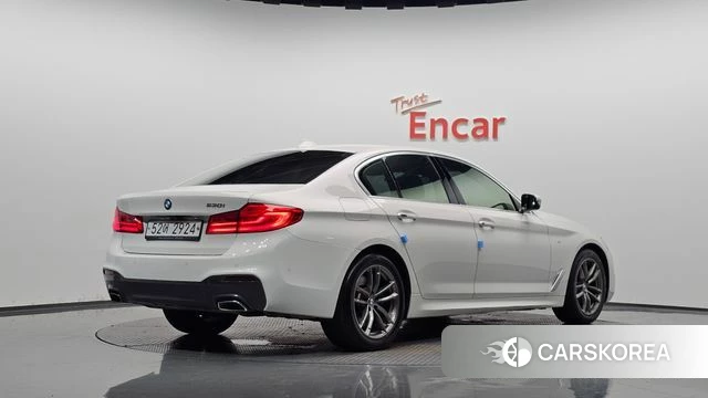 BMW 5 Series (G30) id 4924144 из Кореи