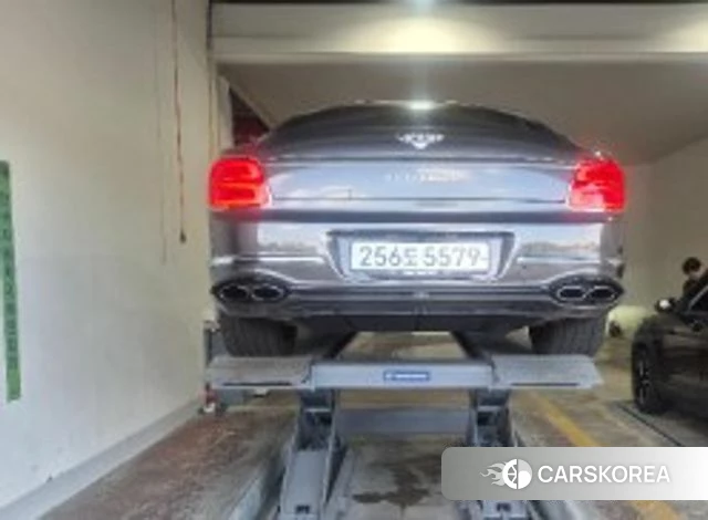Bentley Flying Spur 3rd Generation 2022 Коричневый из Кореи