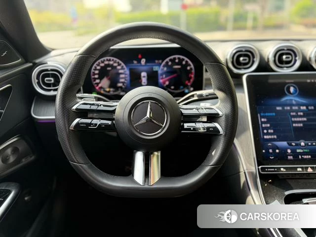 Mercedes-Benz Class C 2022 Белый из Китая