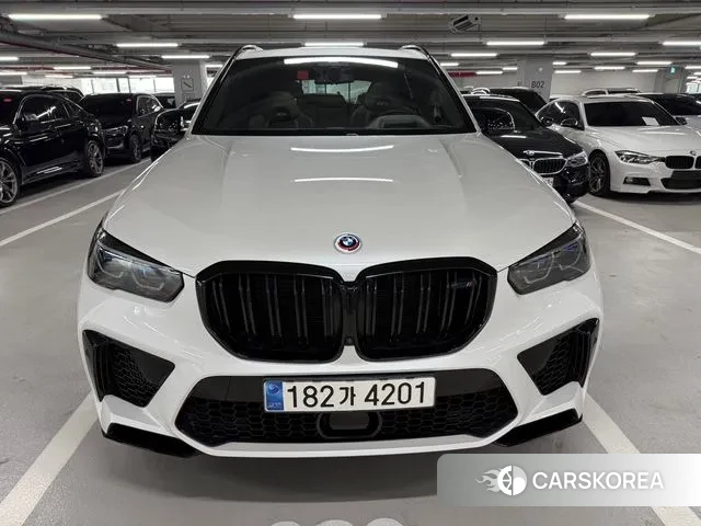 BMW X5M (G05) 2023 Белый из Кореи