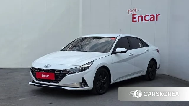 Hyundai Avante Hybrid (CN7) 2022 Белый из Кореи