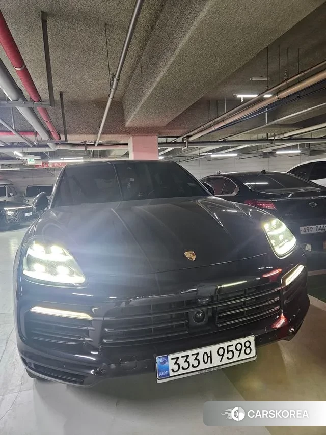 Porsche Cayenne (PO536) 2020 Черный из Кореи