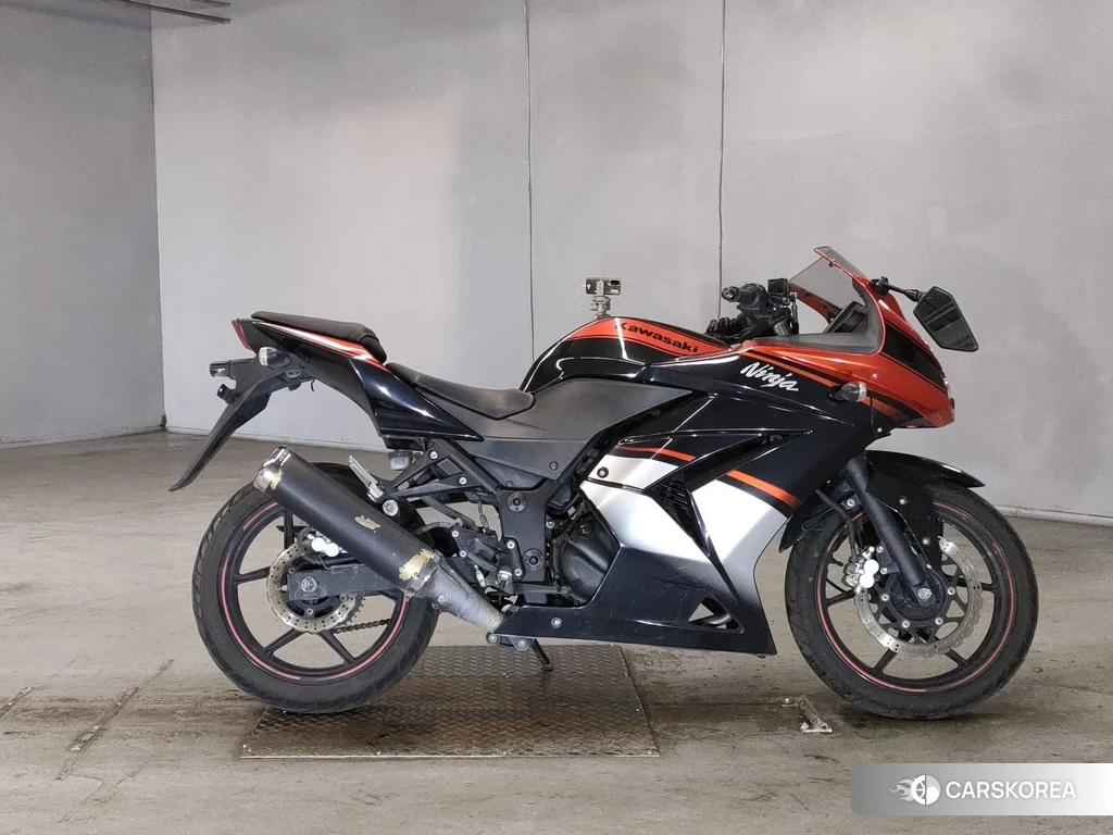 Проданный Kawasaki NINJA 250R id 4151745 из Японии, фото 2