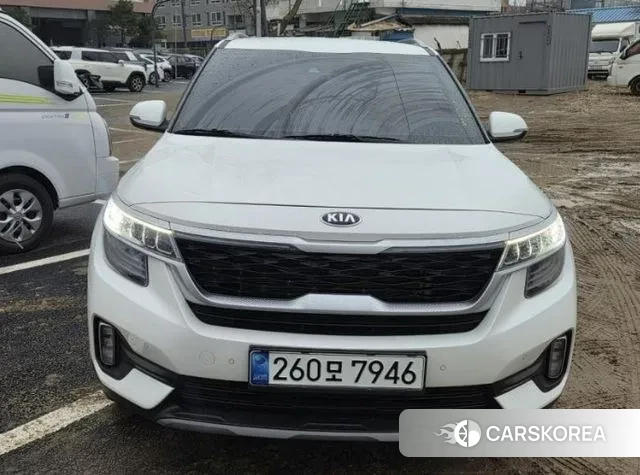 Kia Seltos 2021 Белый из Кореи