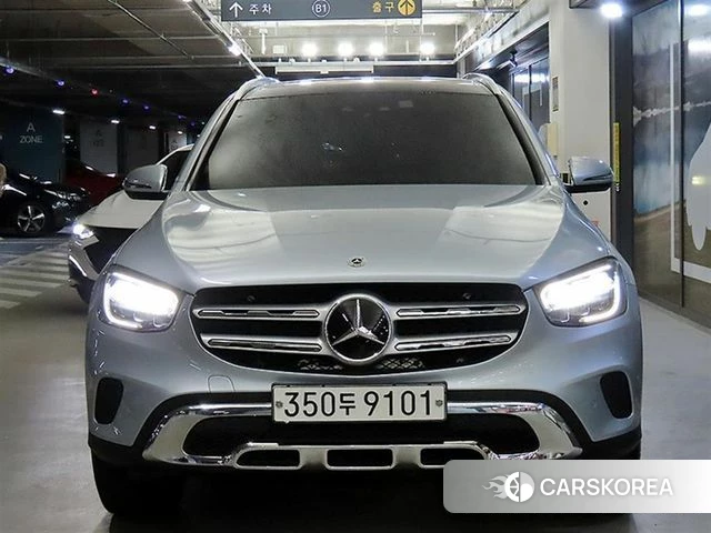 Mercedes-Benz GLC-Class X253 2021 Серебристо-серый из Кореи
