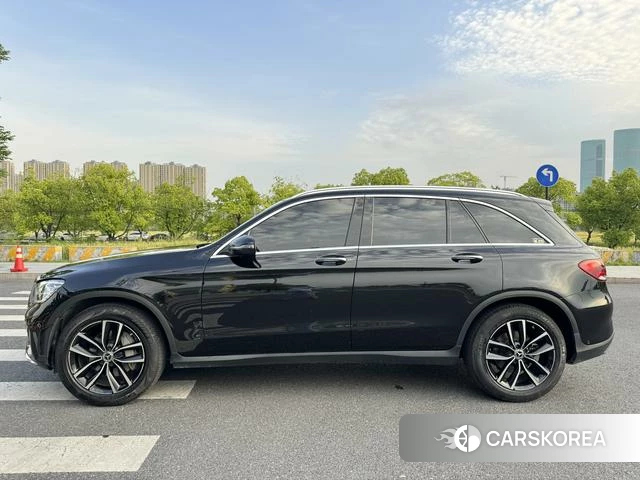 Mercedes-Benz GLC 2022 Черный из Китая