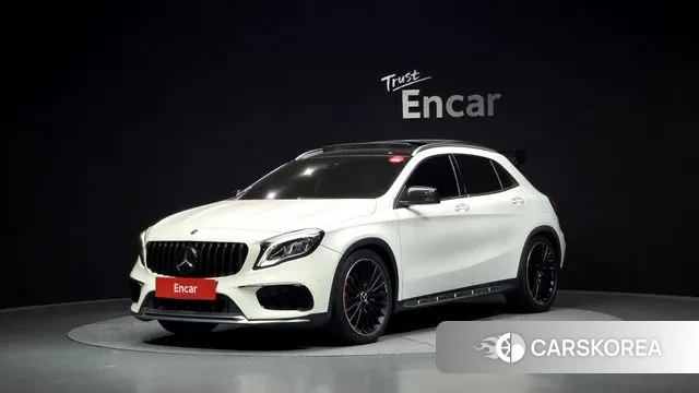 Mercedes-Benz GLA-Class X156 2018 Белый из Кореи