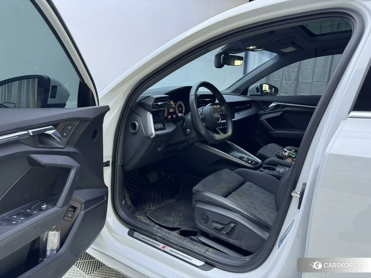 Audi A3 2023 Белый из Китая