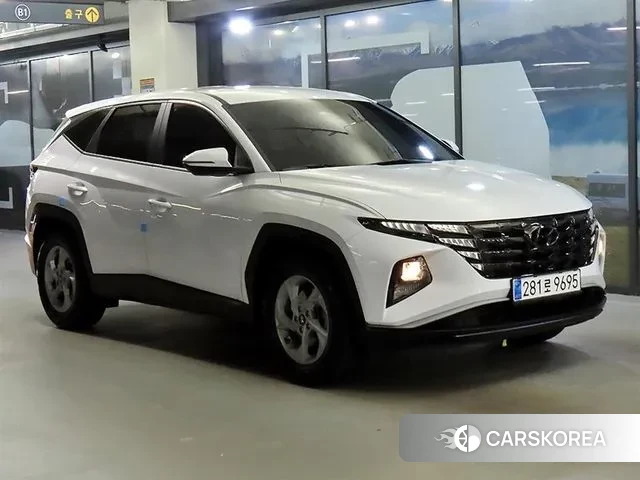 Hyundai Tucson (NX4) 2021 Белый из Кореи