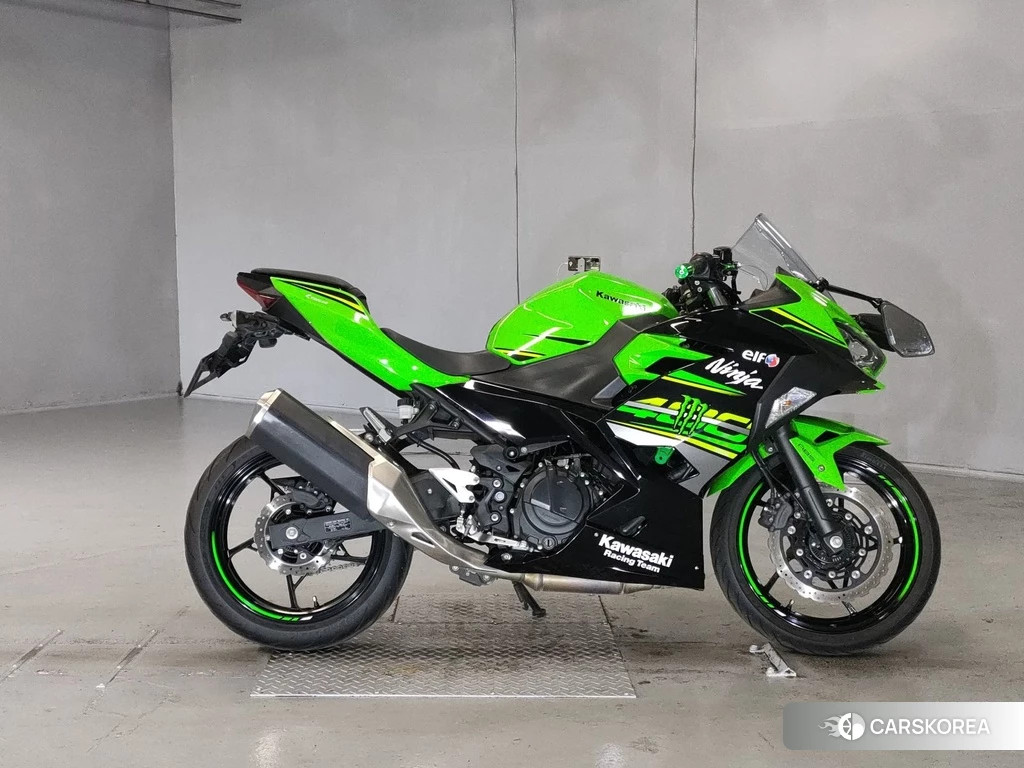 Проданный Kawasaki NINJA 400 2018 из Японии, фото 2
