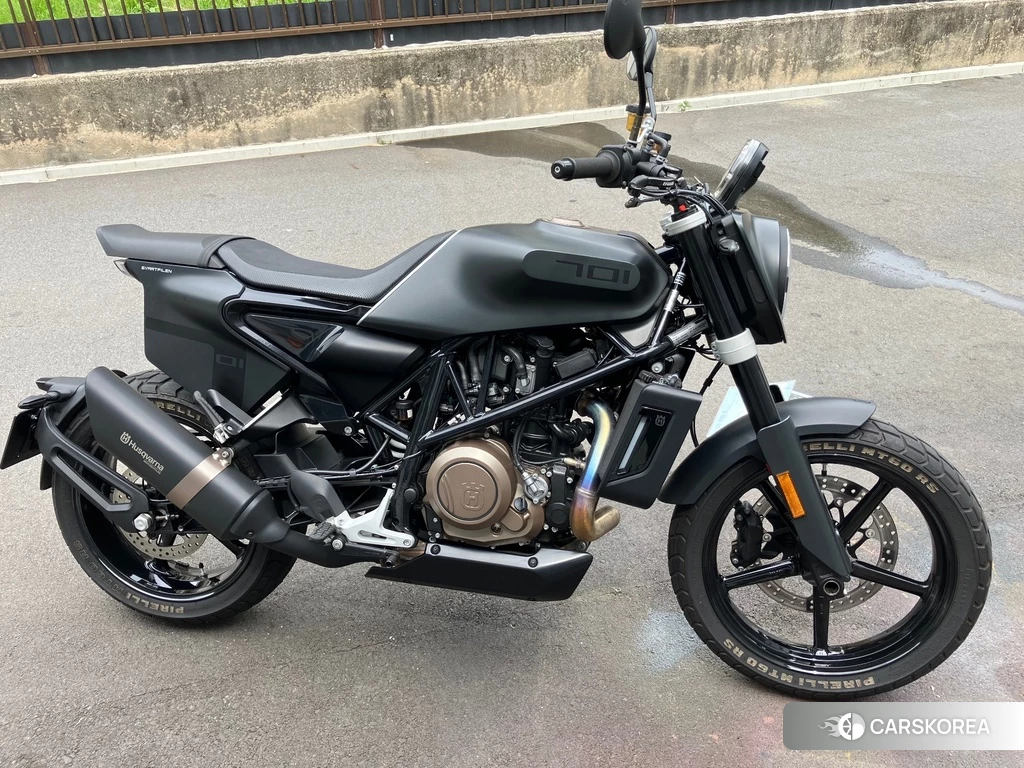 Проданный Husqvarna SVARTPILEN 701 2019 из Японии
