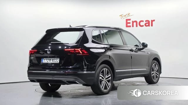 Volkswagen Tiguan Allspace 2020 Черный из Кореи