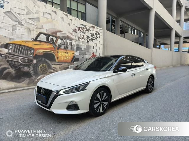 Nissan Teana 2021 Белый из Китая