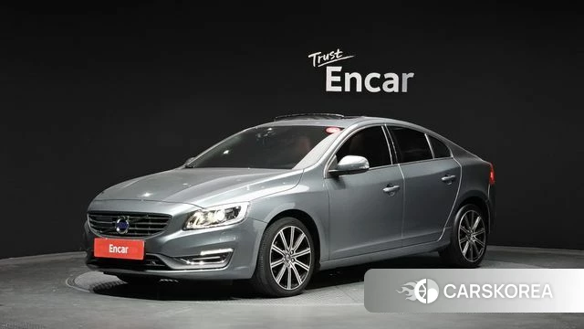 Volvo S60 2018 Серый из Кореи
