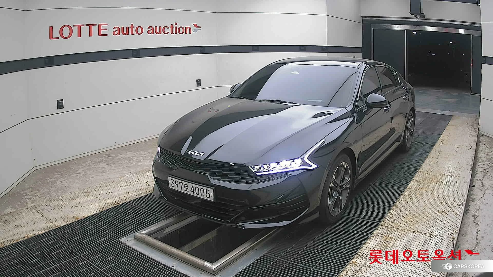 Kia K5 2023 Черный из Кореи