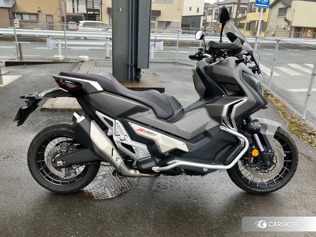 Проданный Honda X-ADV 750 2020 из Японии