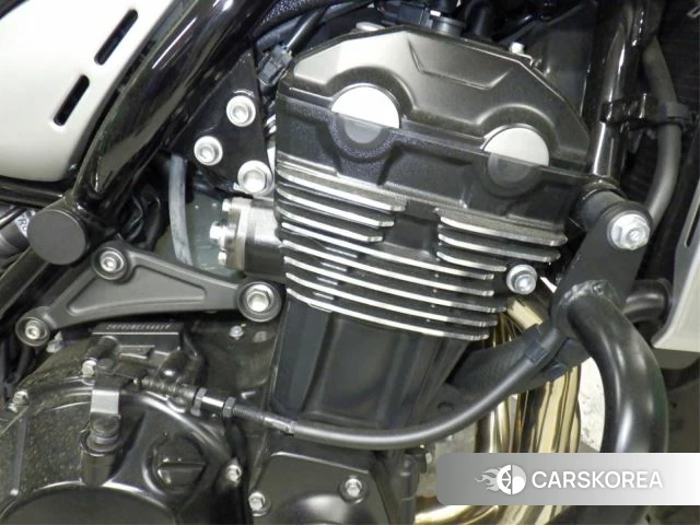 Engine photo