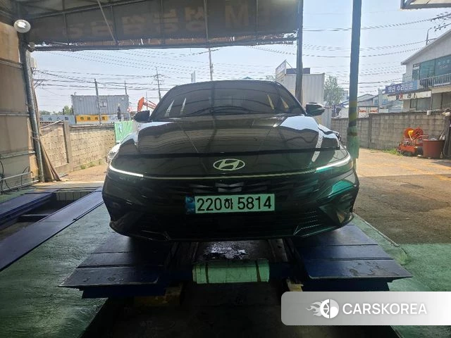 Hyundai The New Avante (CN7) 2024 Серебристо-серый из Кореи