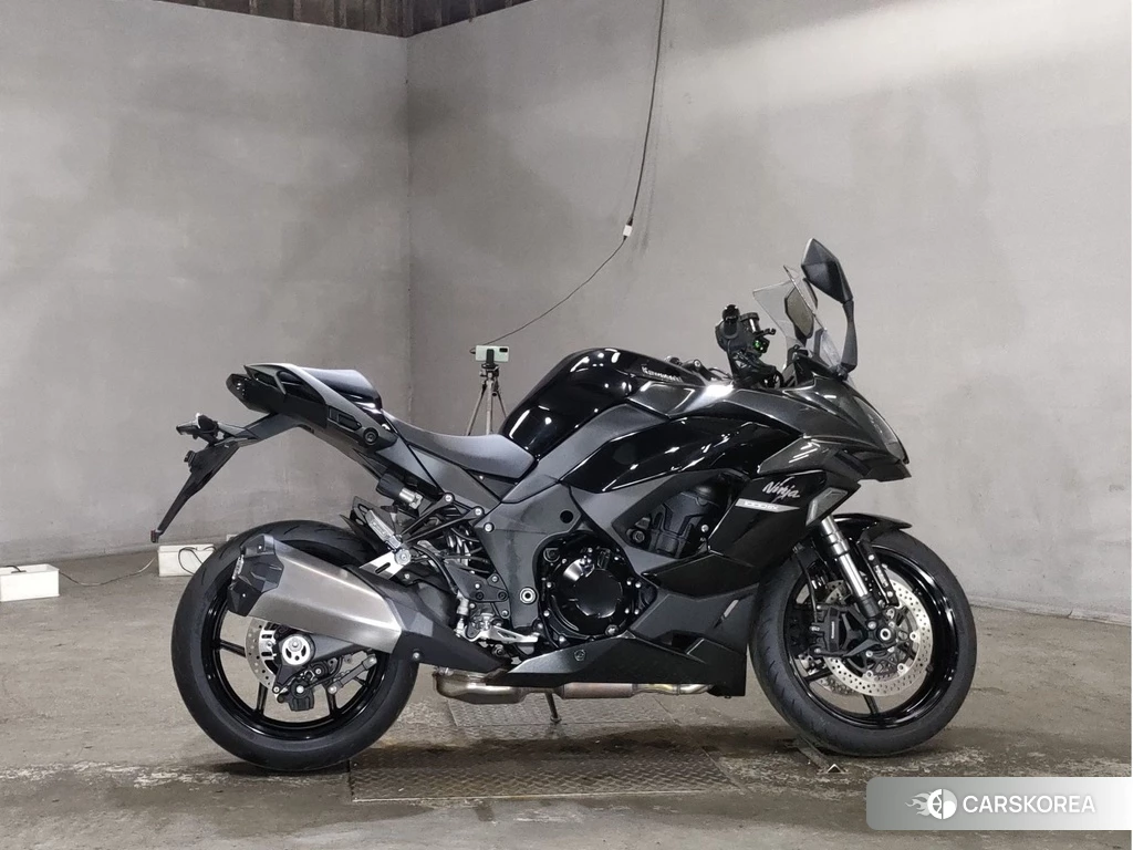 Проданный Kawasaki NINJA 1000 SX 2021 из Японии, фото 2