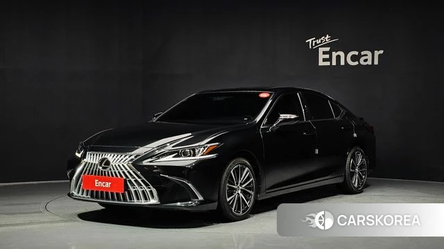 Lexus ES300h 7th generation 2023 Черный из Кореи