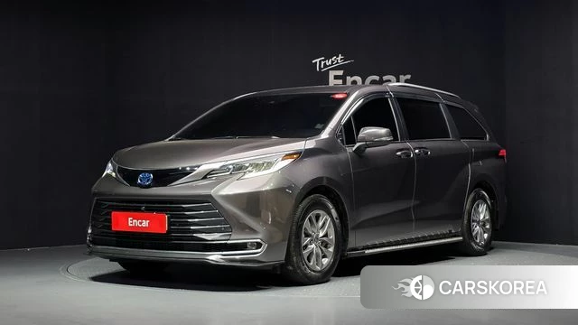 Toyota Sienna 4th Generation 2024 Серый из Кореи