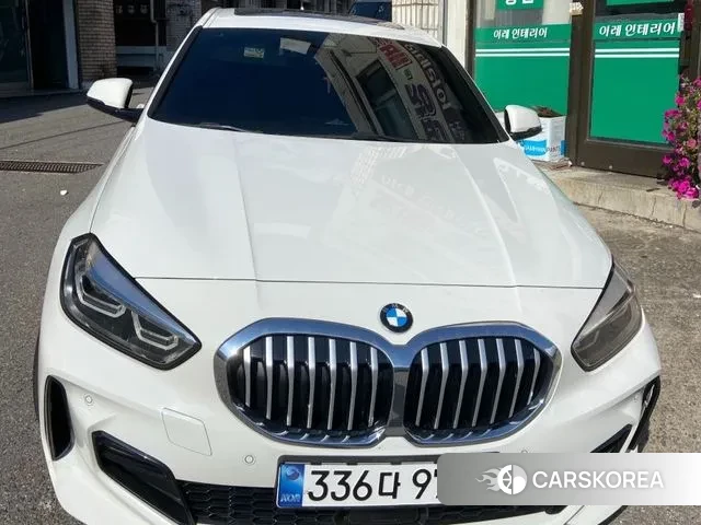 BMW 1 Series (F40) 2024 Белый из Кореи