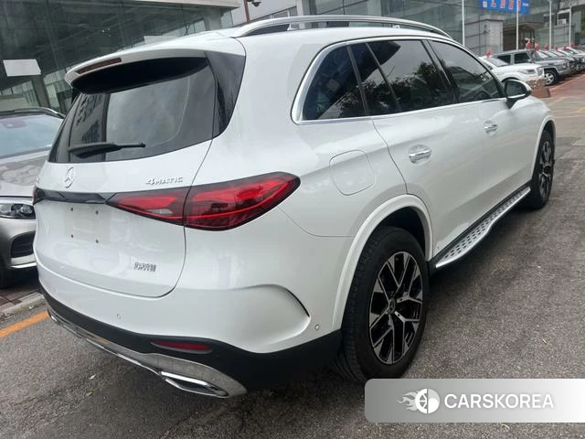 Mercedes-Benz GLC 2023 Белый из Китая