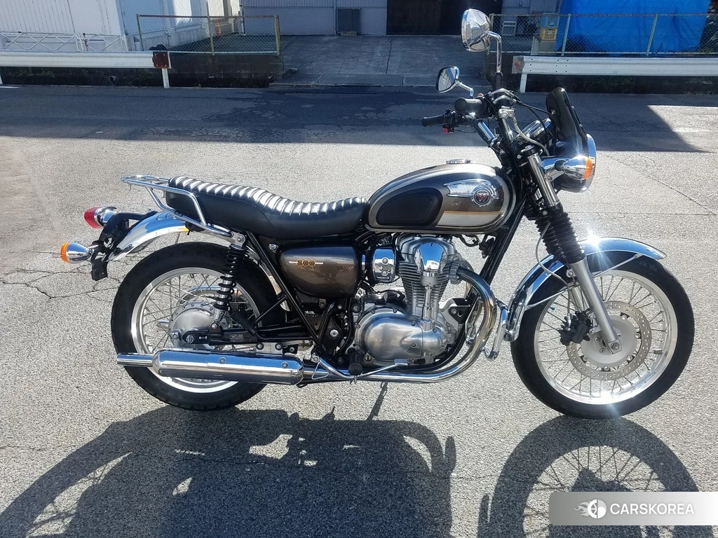 Проданный Kawasaki W800 2014 из Японии