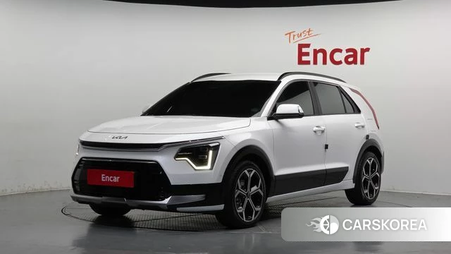 Kia Di Ol Nu Niro 2022 Белый из Кореи