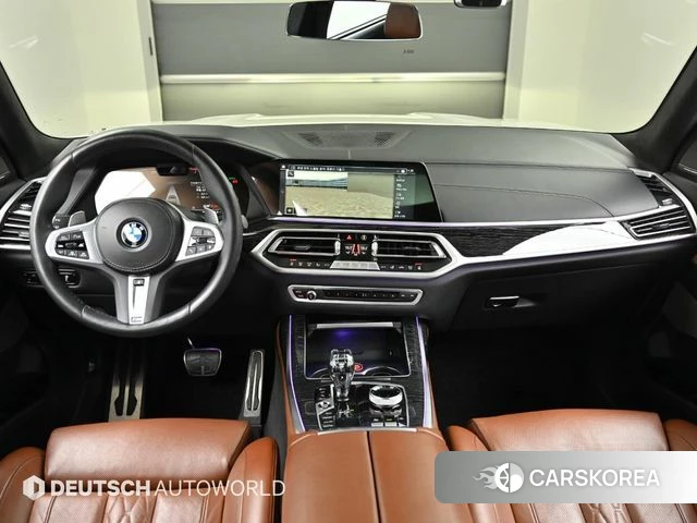 BMW X7 (G07) 2022 Белый из Кореи