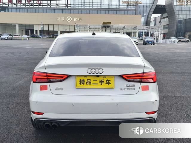 Audi A3 2020 Белый из Китая