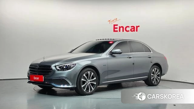 Mercedes-Benz E-Class W213 2021 Серый из Кореи