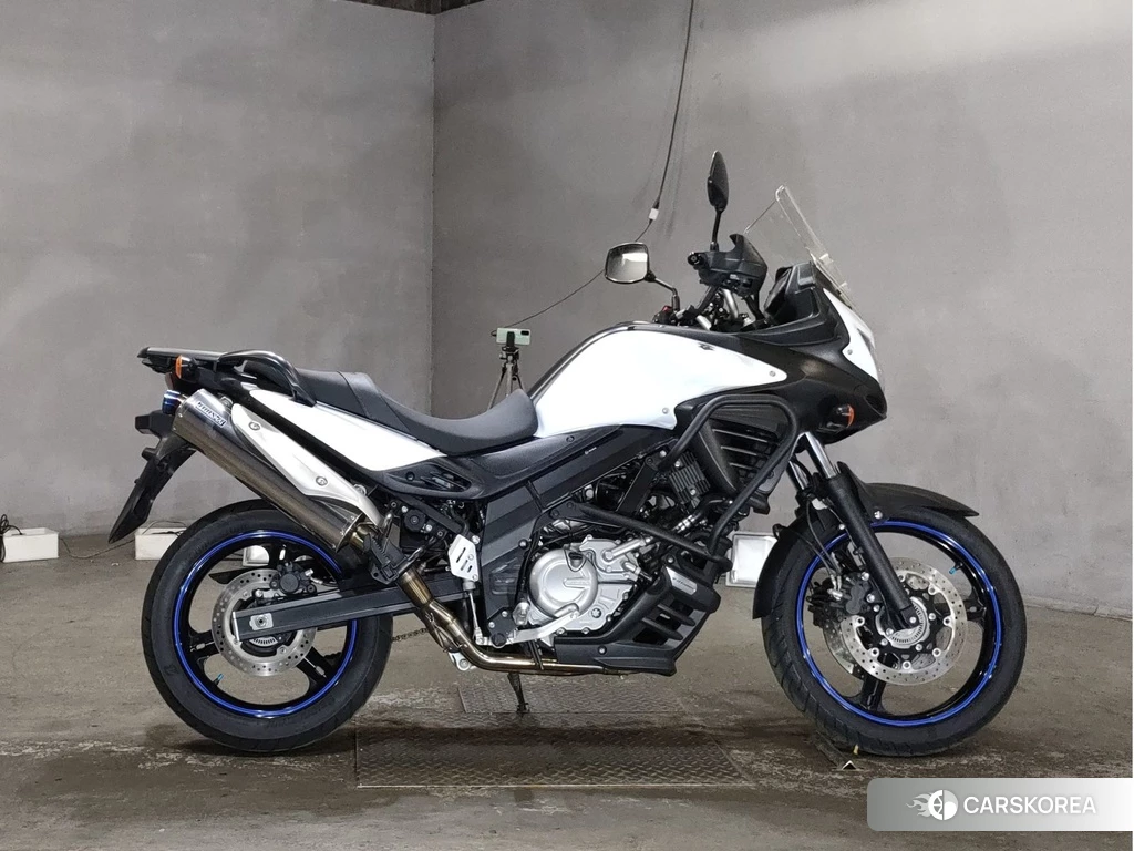 Проданный Suzuki V-STROM 650 DL650 2014 из Японии