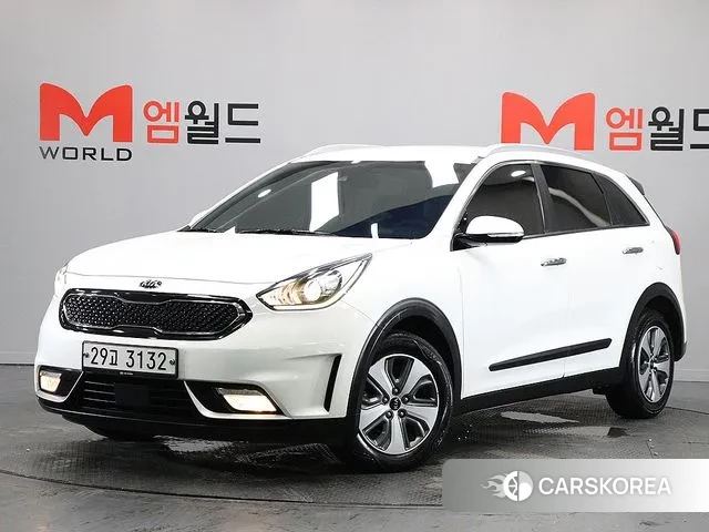 Kia Niro 2018 Белый из Кореи
