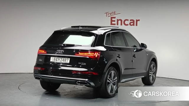 Audi Q5 (FY) 2023 Черный из Кореи
