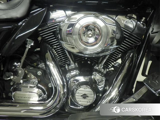 Engine photo