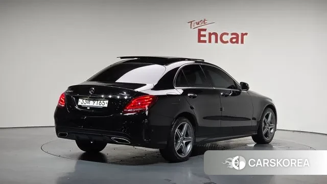 Mercedes-Benz C-Class W205 2018 Черный из Кореи