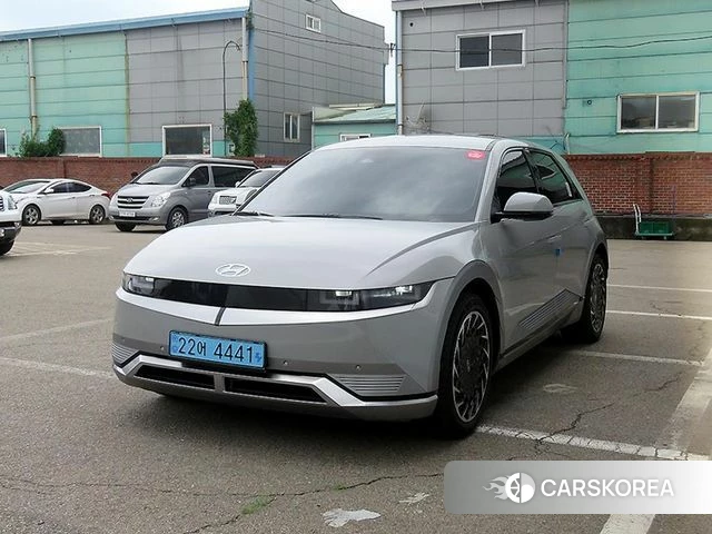 Hyundai Ionic 5 2021 Серебристо-серый из Кореи