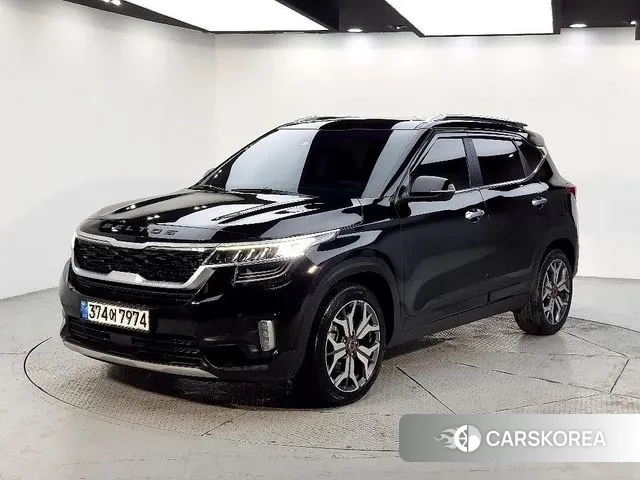 Kia Seltos 2021 Черный из Кореи